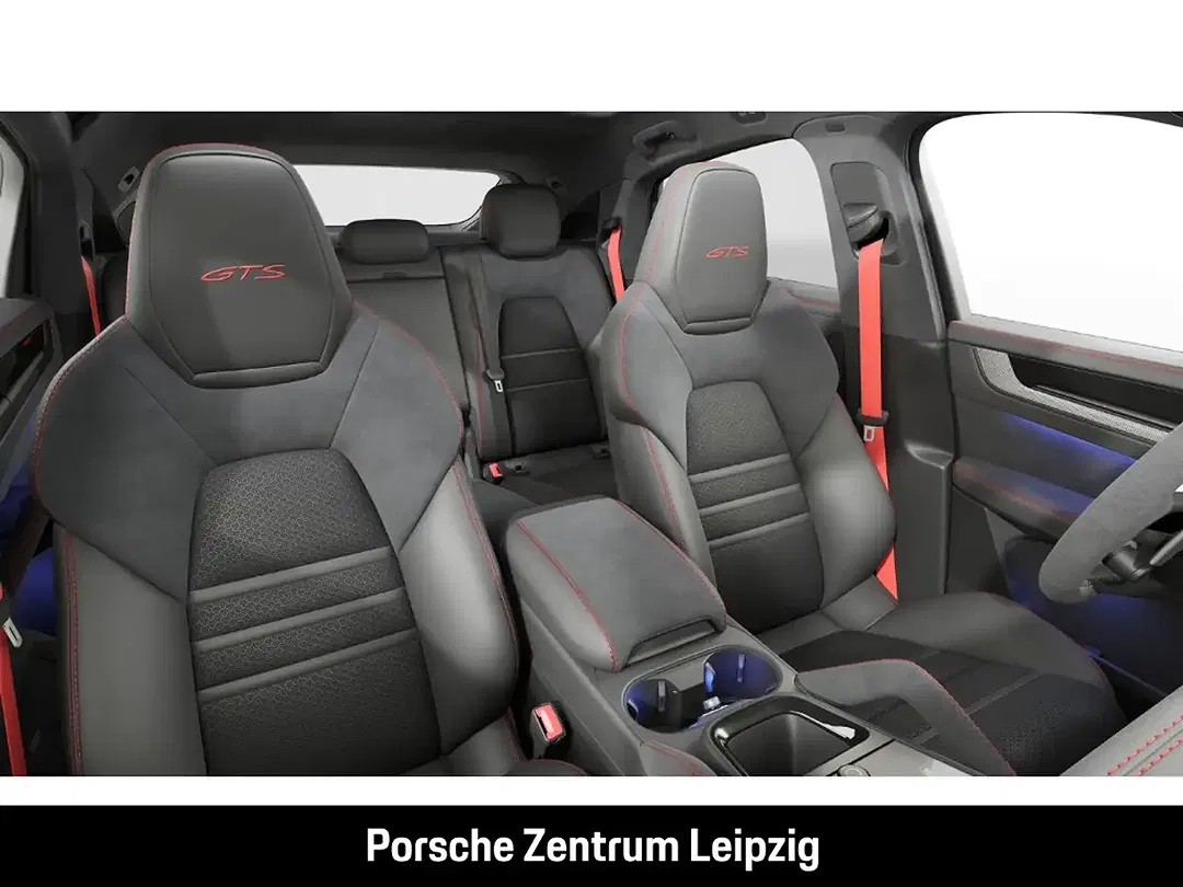 Porsche Cayenne GTS Coupe - Thumbnail 9