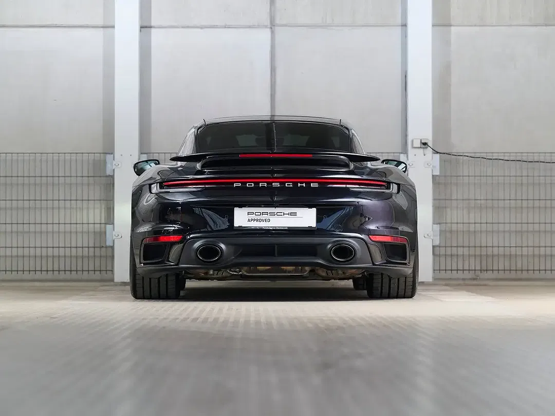 Porsche 911 Turbo S Coupe - Thumbnail 5
