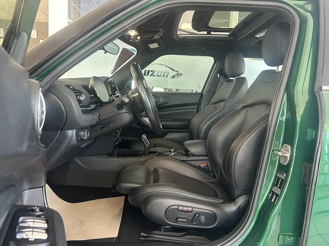 MINI One Clubman - Thumbnail 9