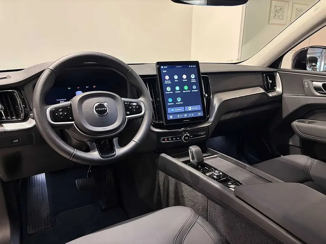 Volvo XC60 B5 AWD - Thumbnail 4