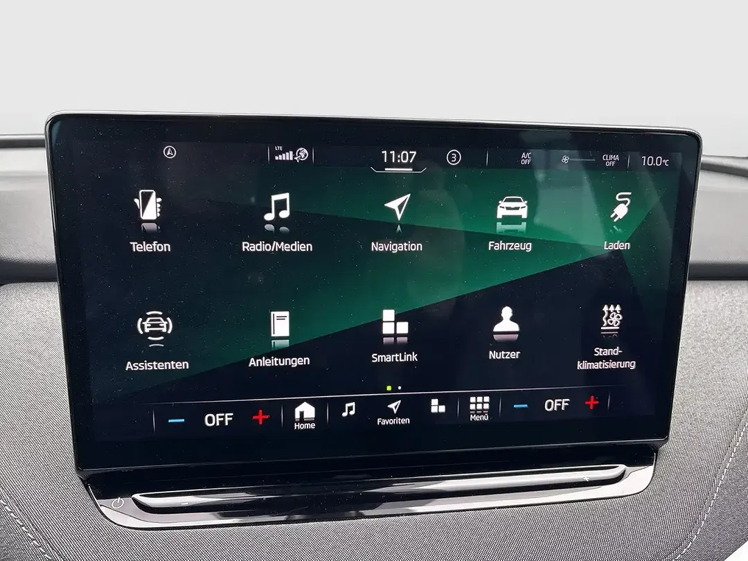 Skoda Enyaq 50 Loft - Thumbnail 11