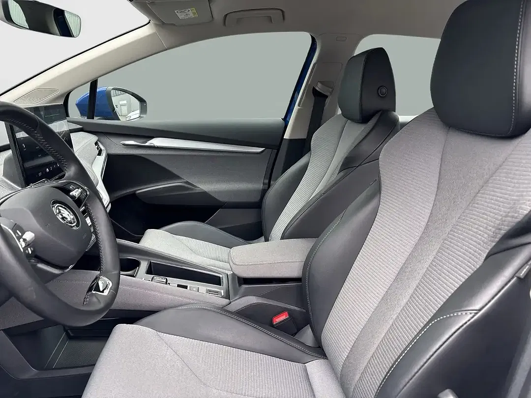 Skoda Enyaq 50 Loft - Thumbnail 8