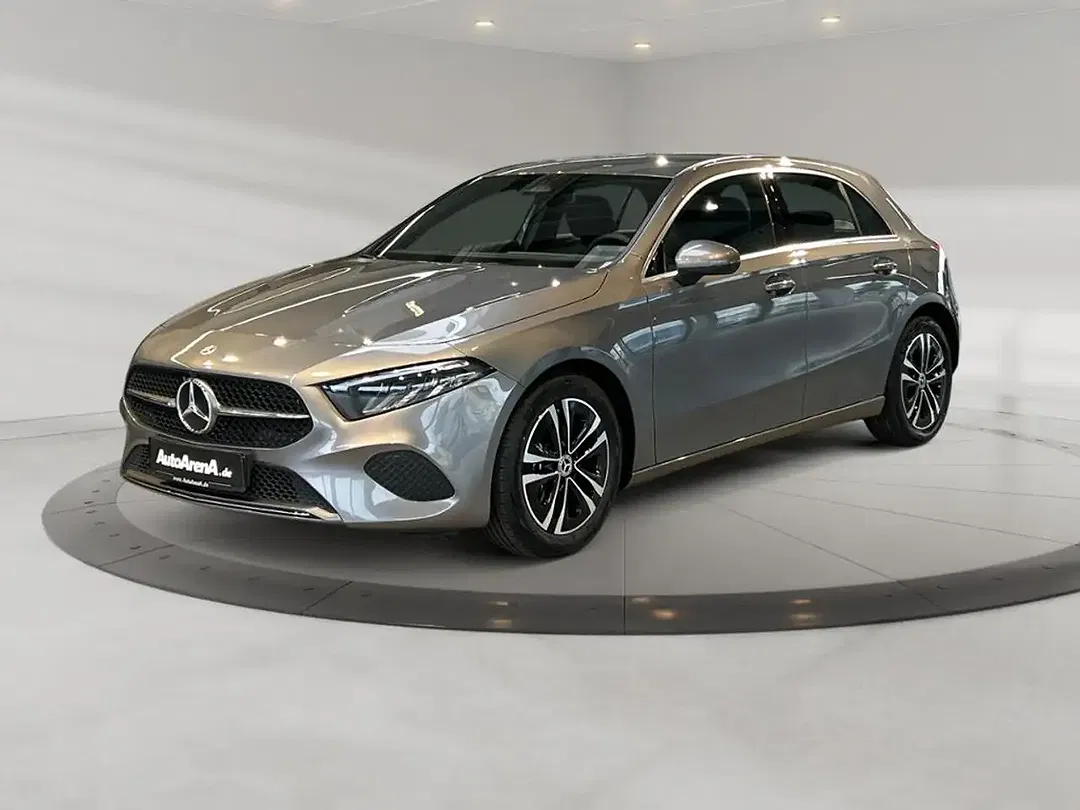 Mercedes-Benz A 200 MBUX Progressive - Thumbnail 1