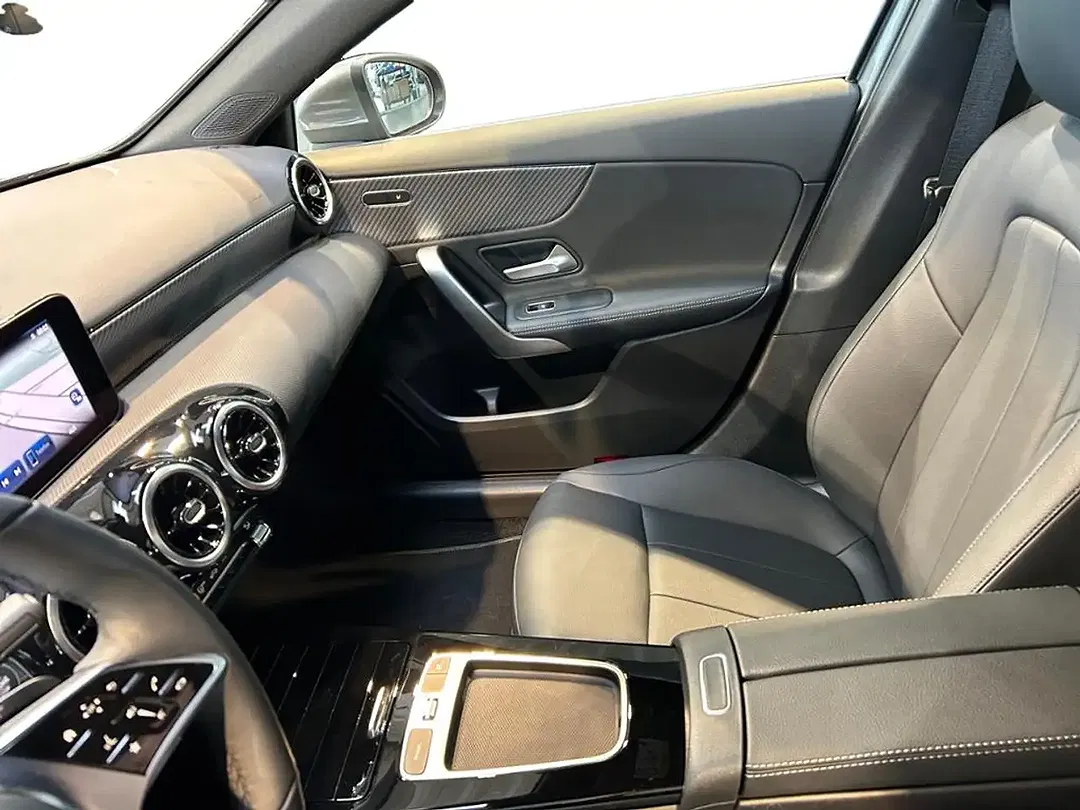 Mercedes-Benz A 200 MBUX Progressive - Thumbnail 7