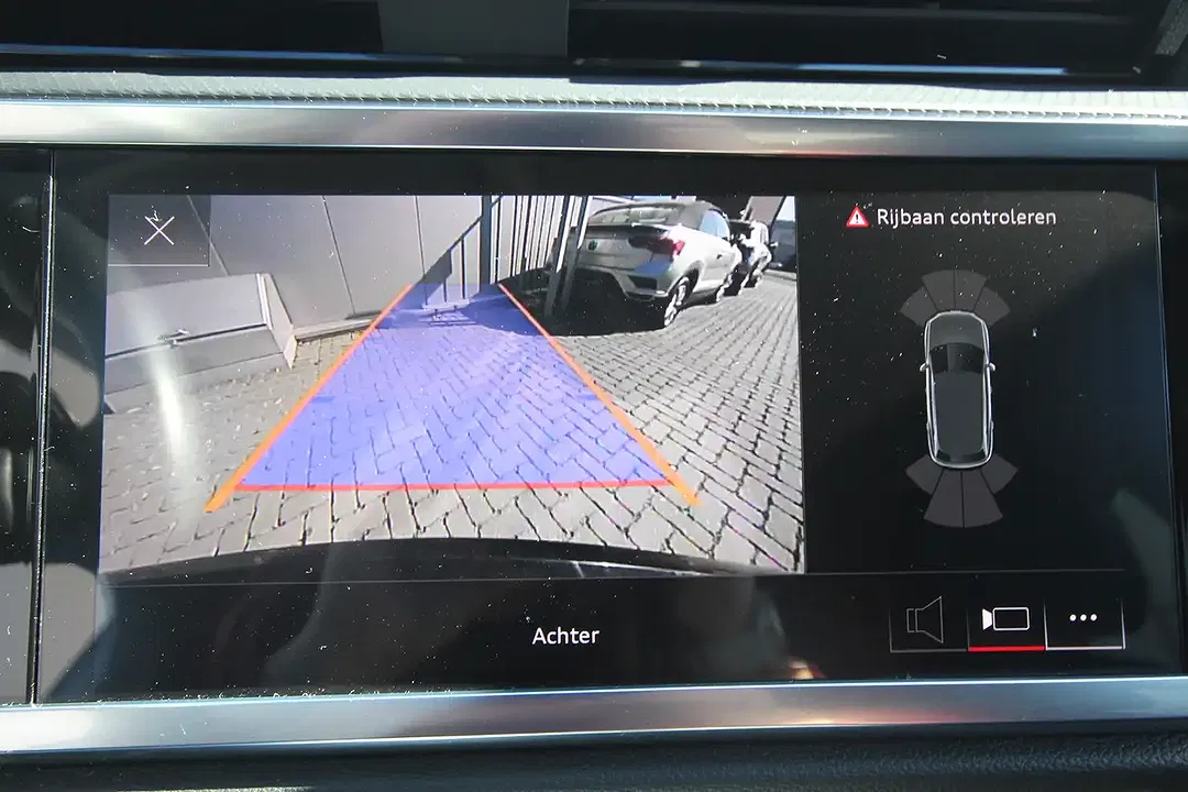 Audi Q3 45 TFSI e PHEV S tronic - Thumbnail 11