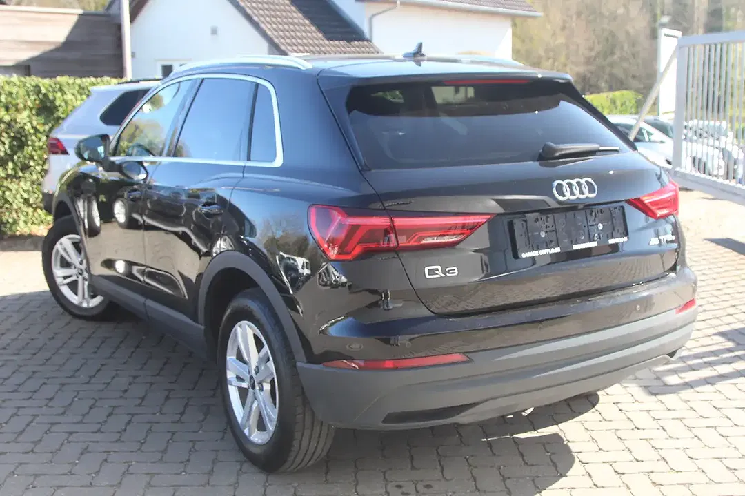 Audi Q3 45 TFSI e PHEV S tronic - Thumbnail 7
