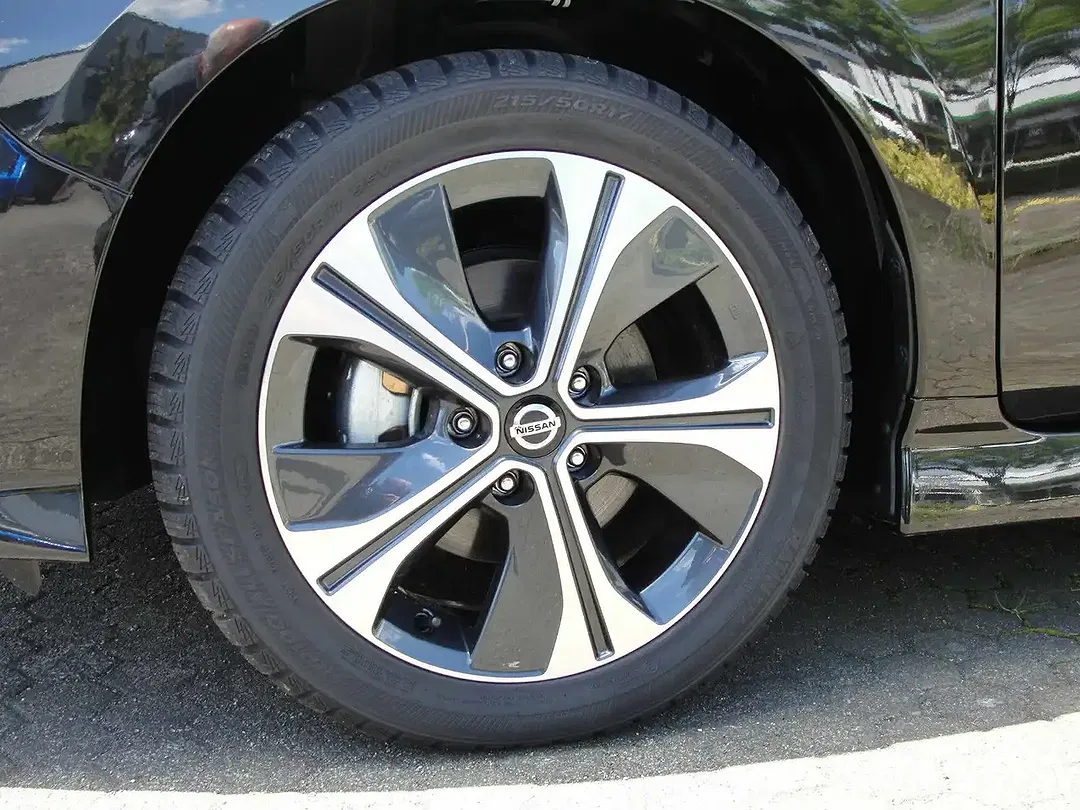 Nissan Leaf N-Connecta - Thumbnail 4