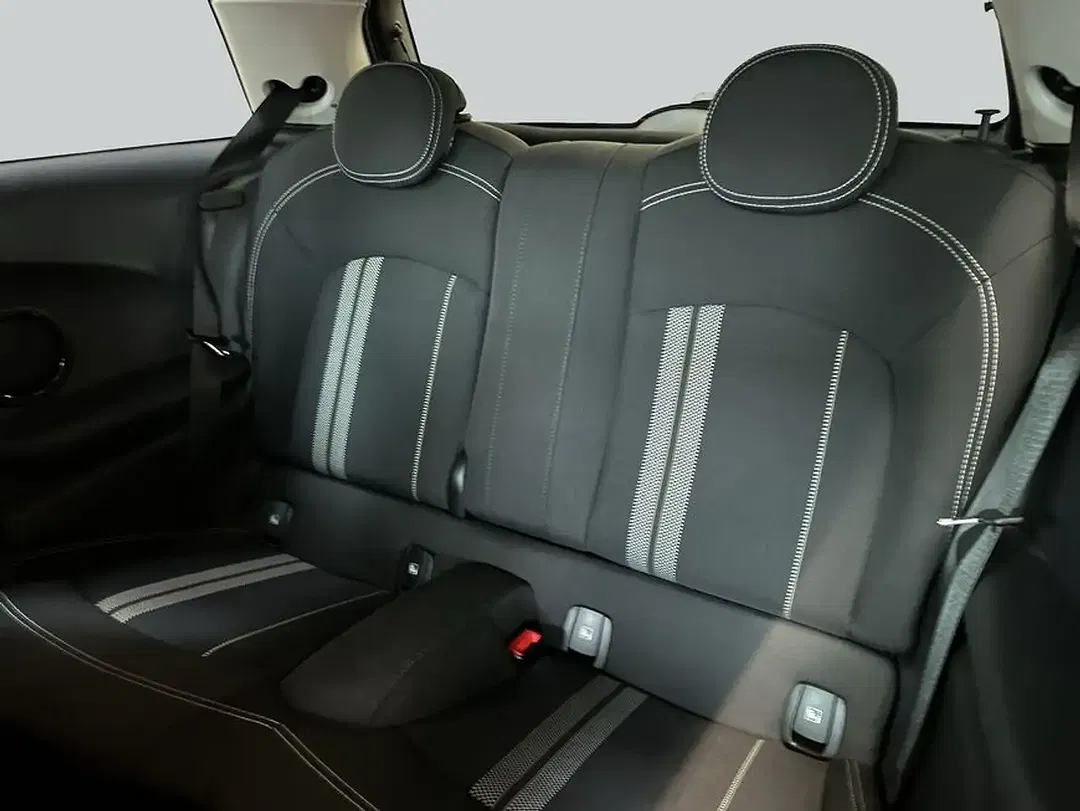 MINI Cooper SE Essential Trim - Thumbnail 11