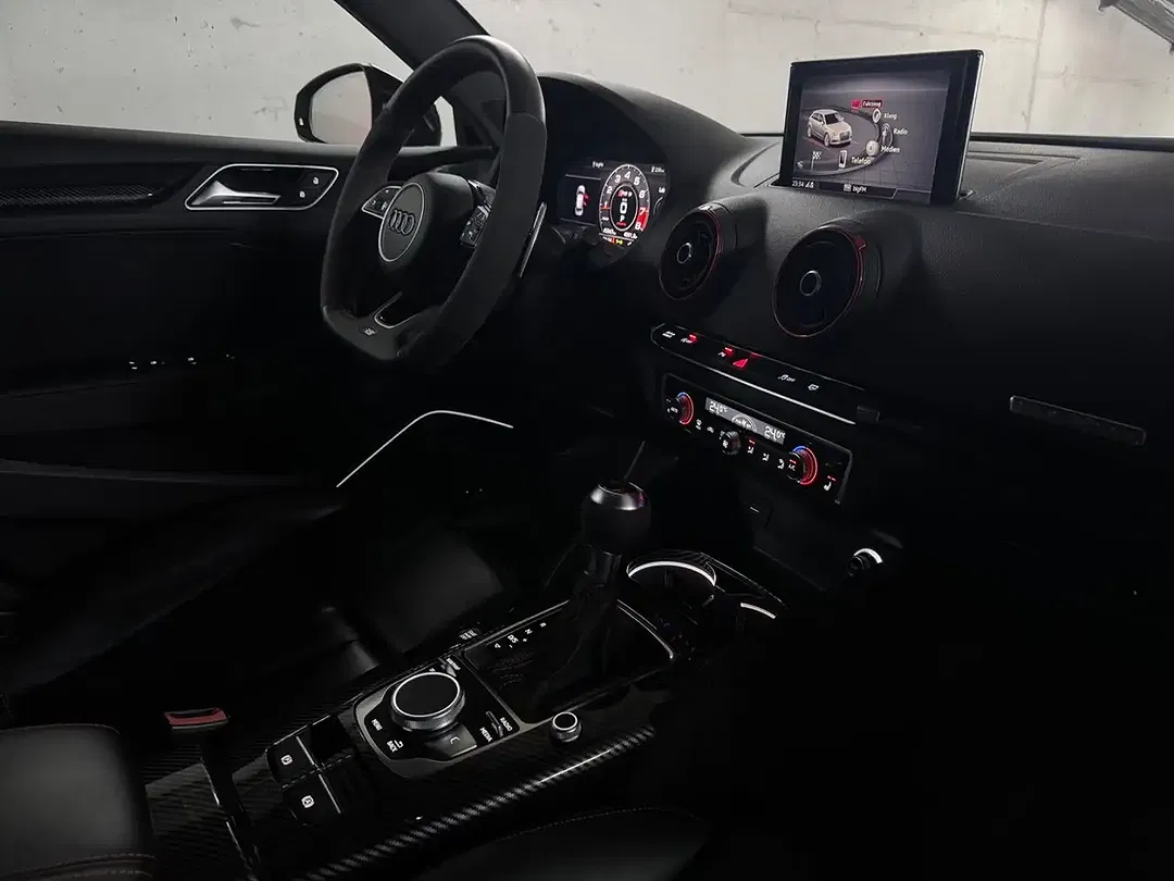 Audi RS3 Sportback - Thumbnail 11