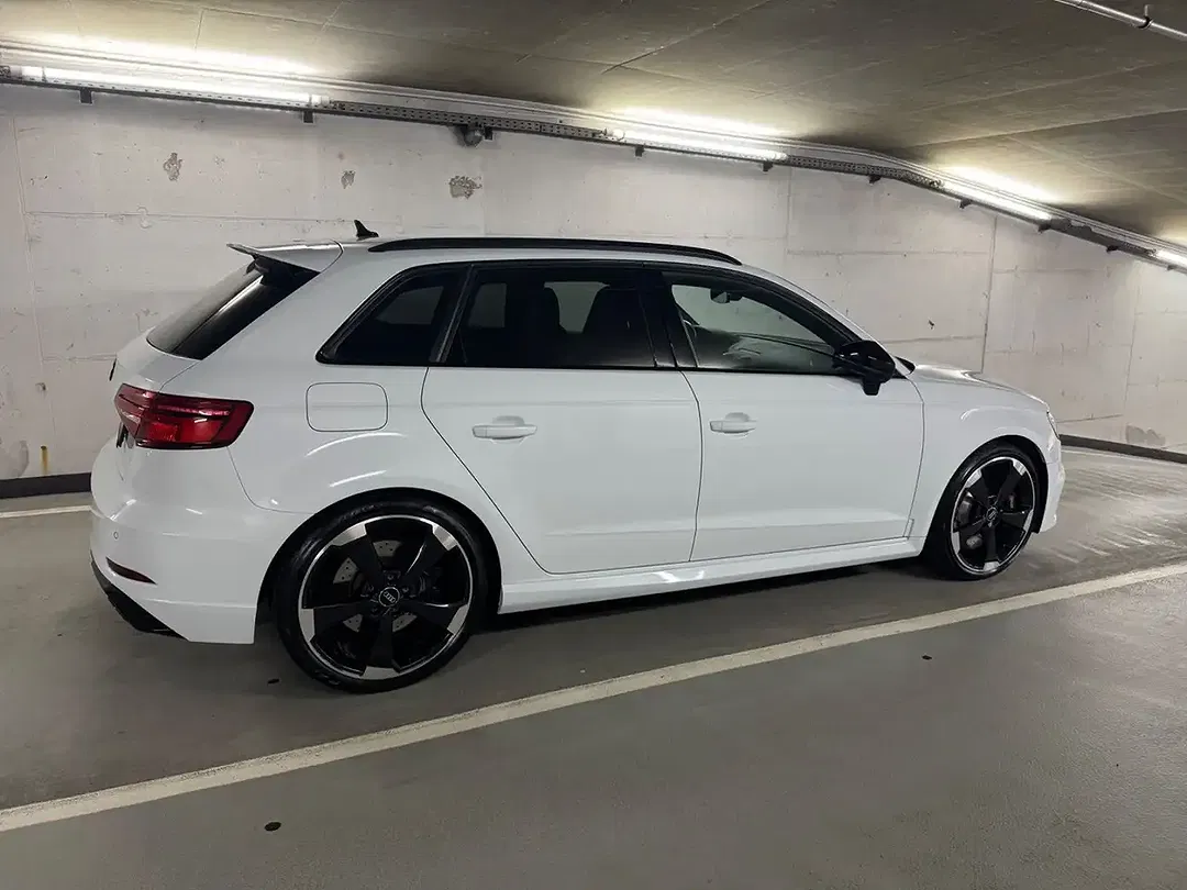 Audi RS3 Sportback - Thumbnail 5