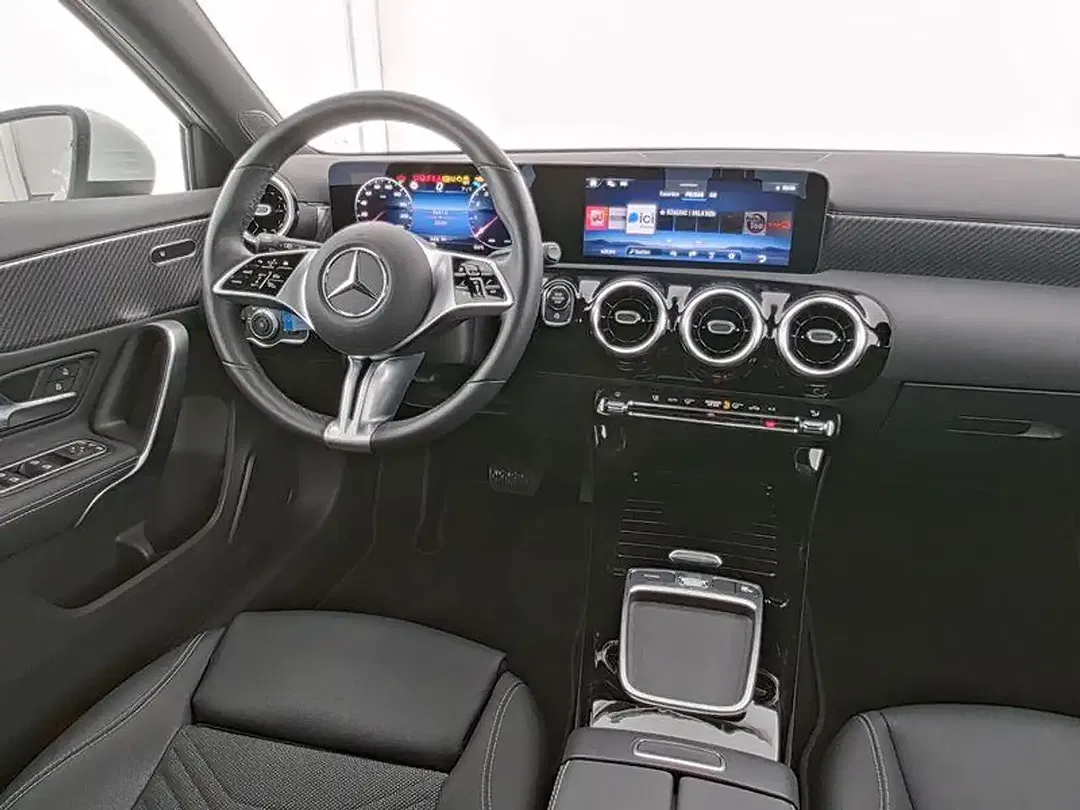 Mercedes-Benz A 180 7G-DCT - Thumbnail 6