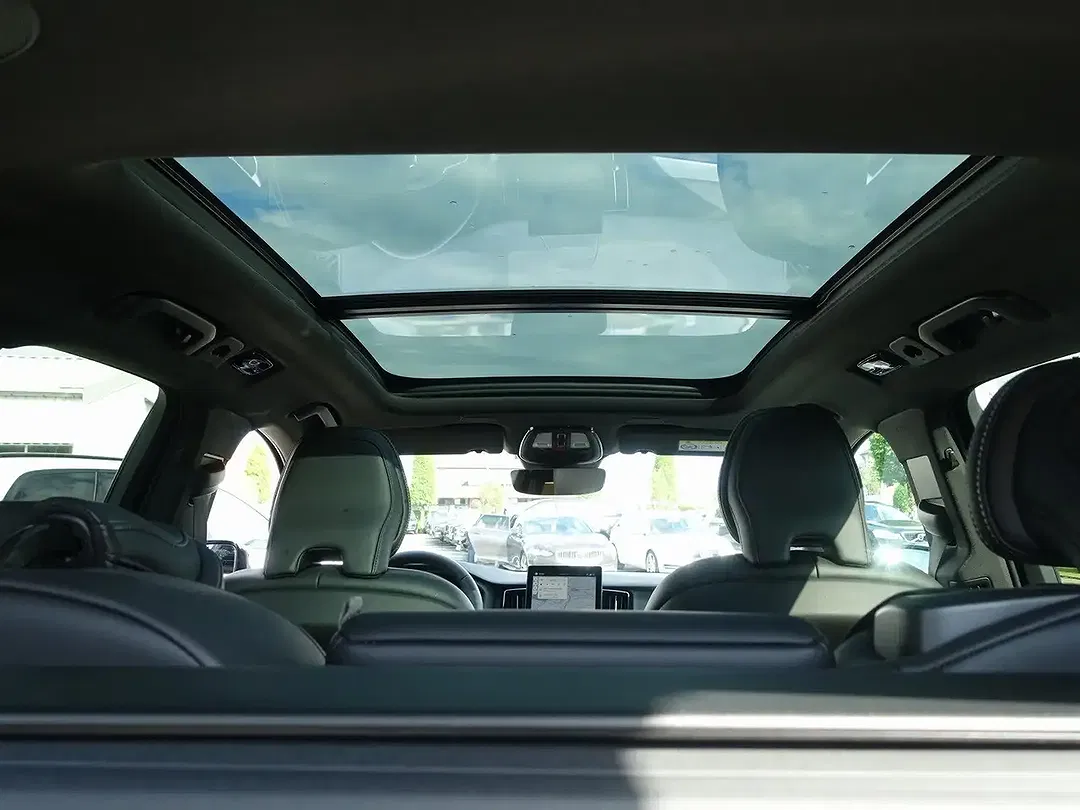 Volvo XC60 T8 AWD Edition Plus - Thumbnail 14