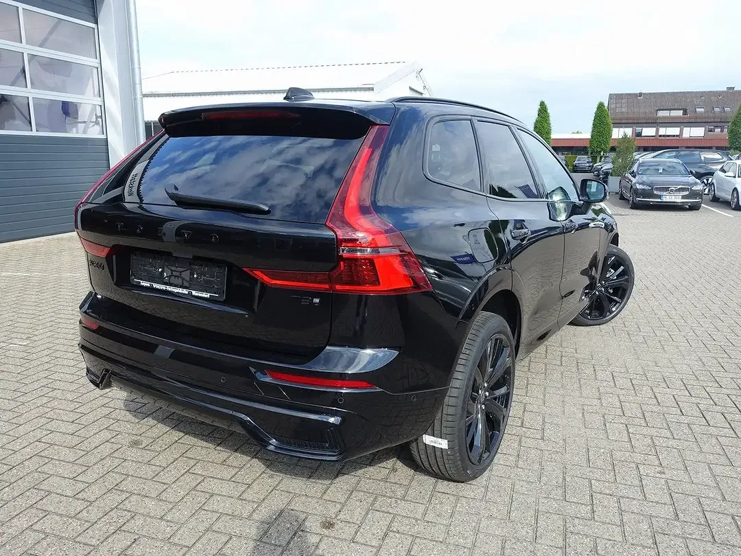 Volvo XC60 T8 AWD Edition Plus - foto 2