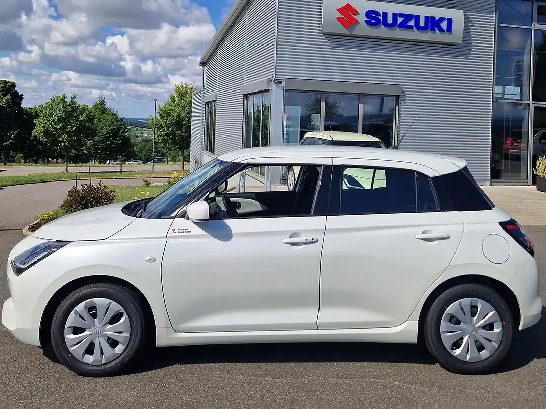 Suzuki Swift Hybrid 1.2 Club - Thumbnail 5