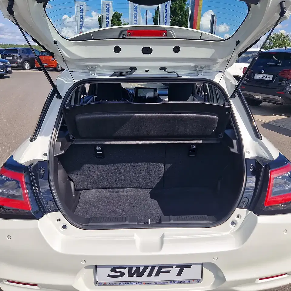 Suzuki Swift Hybrid 1.2 Club - Thumbnail 9