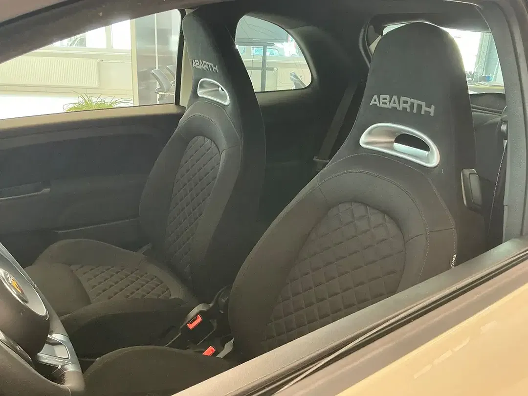 Abarth 595 1.4 T-Jet - Thumbnail 12