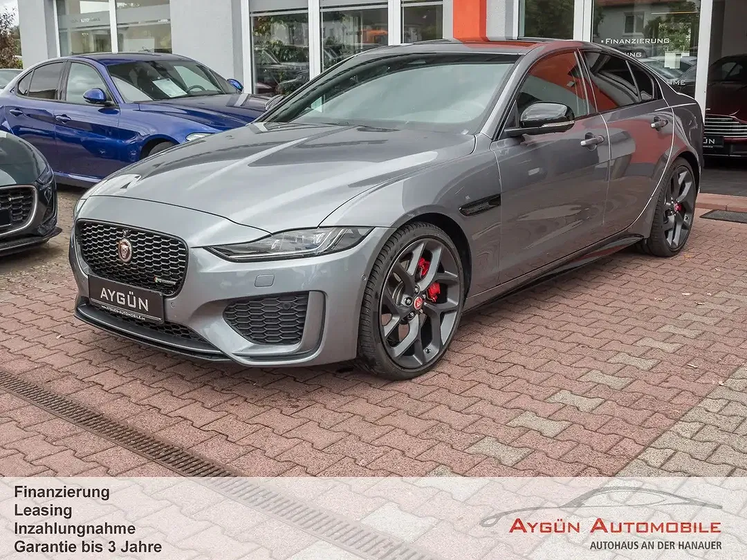 Jaguar XE P300 4x4 R-Dynamic Black - Thumbnail 4