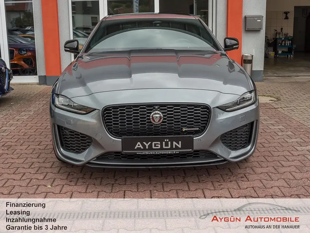 Jaguar XE P300 4x4 R-Dynamic Black - Thumbnail 6
