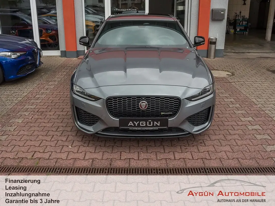 Jaguar XE P300 4x4 R-Dynamic Black - Thumbnail 7