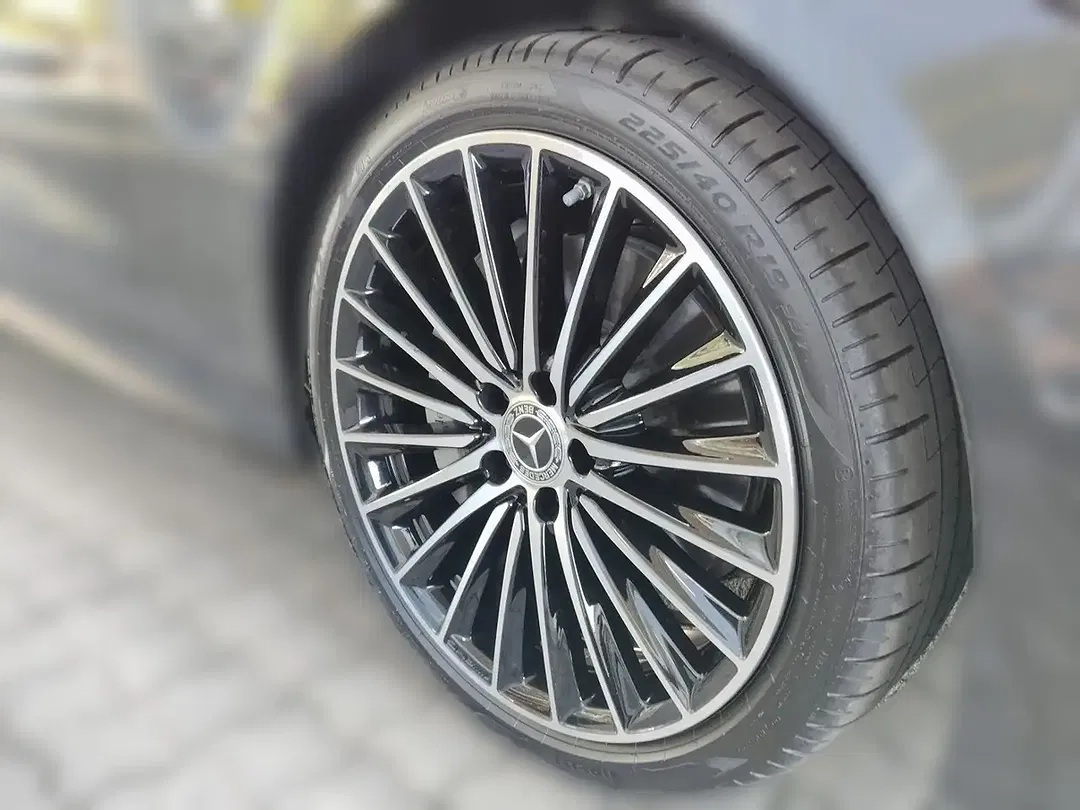 Mercedes-Benz C 180 AMG Line - Thumbnail 7