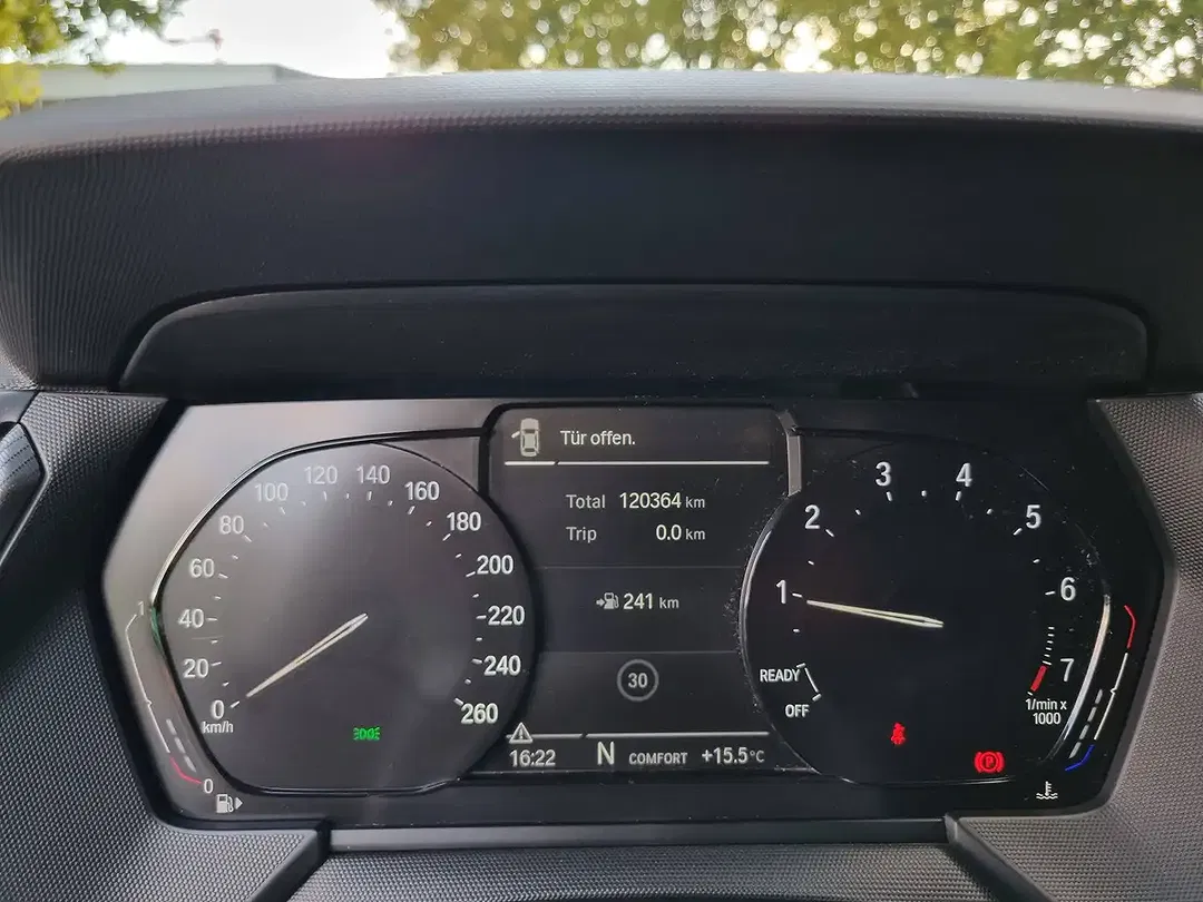 BMW 118 Sport Line - Thumbnail 12