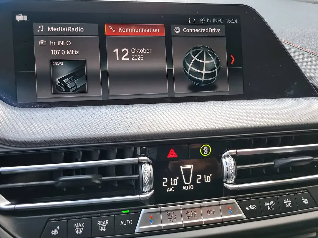 BMW 118 Sport Line - Thumbnail 15