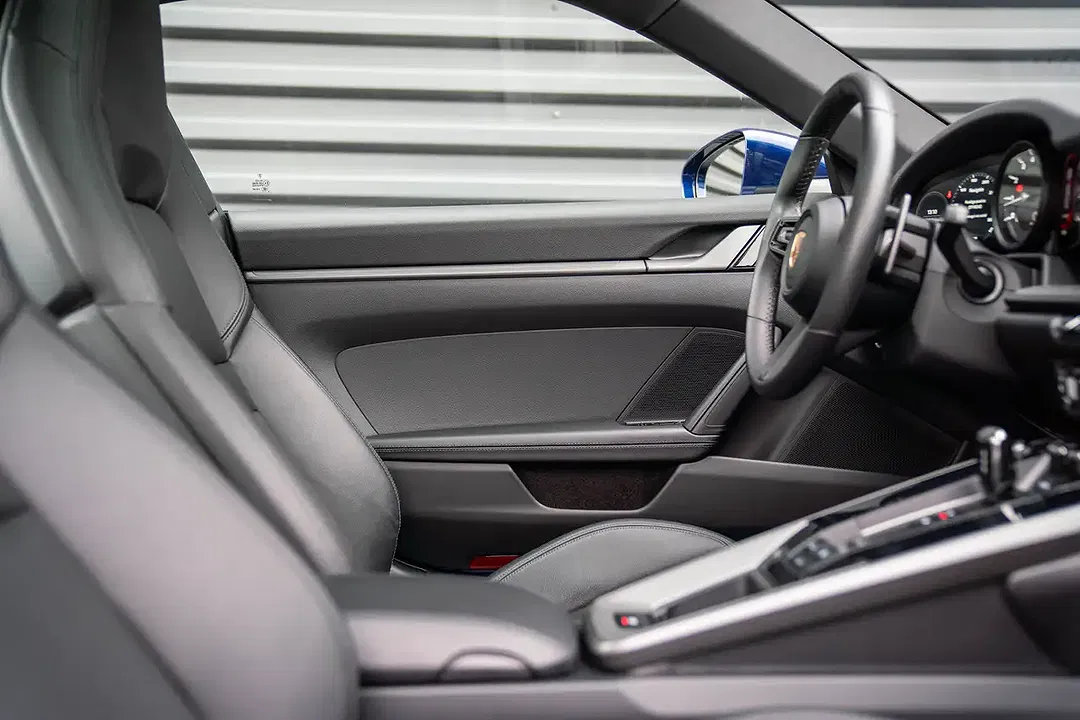 Porsche 992 PDK Carrera - foto 15