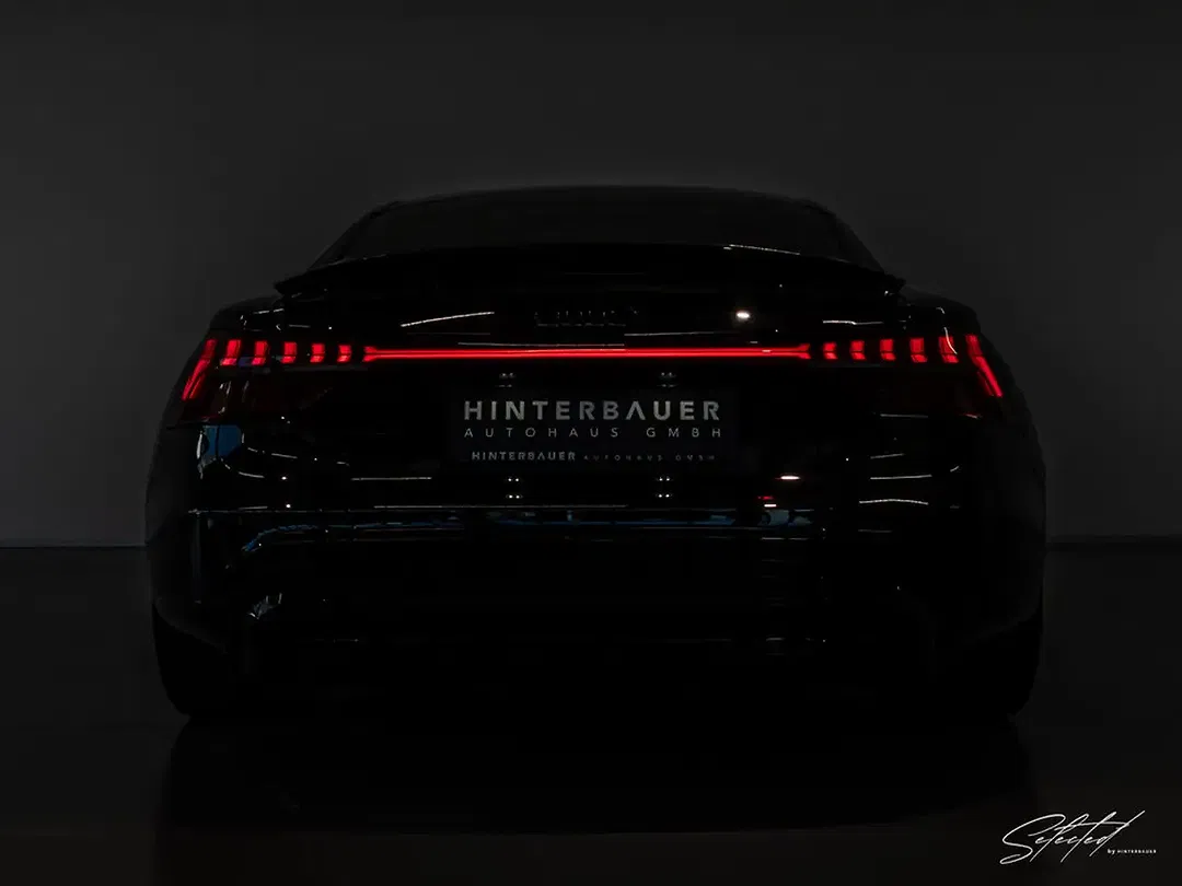 Audi e-tron GT quattro - Thumbnail 18
