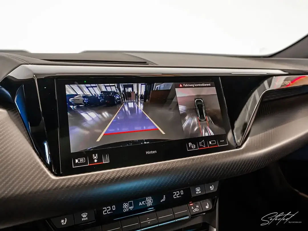 Audi e-tron GT quattro - Thumbnail 34