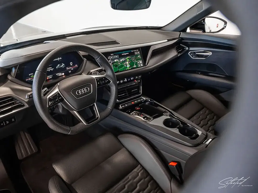 Audi e-tron GT quattro - Thumbnail 4