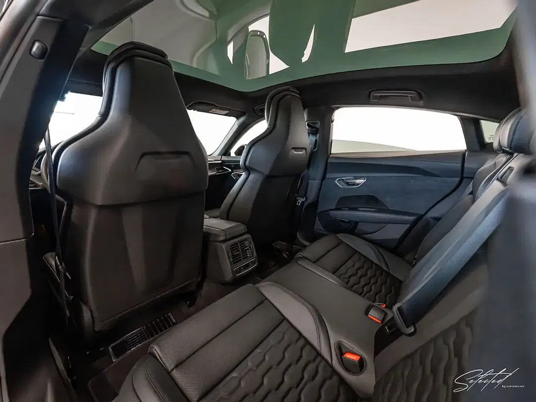 Audi e-tron GT quattro - Thumbnail 40