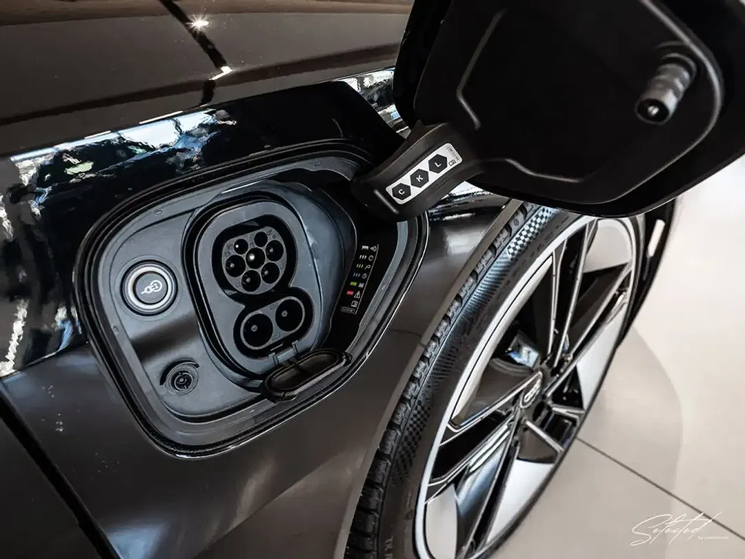 Audi e-tron GT quattro - Thumbnail 45