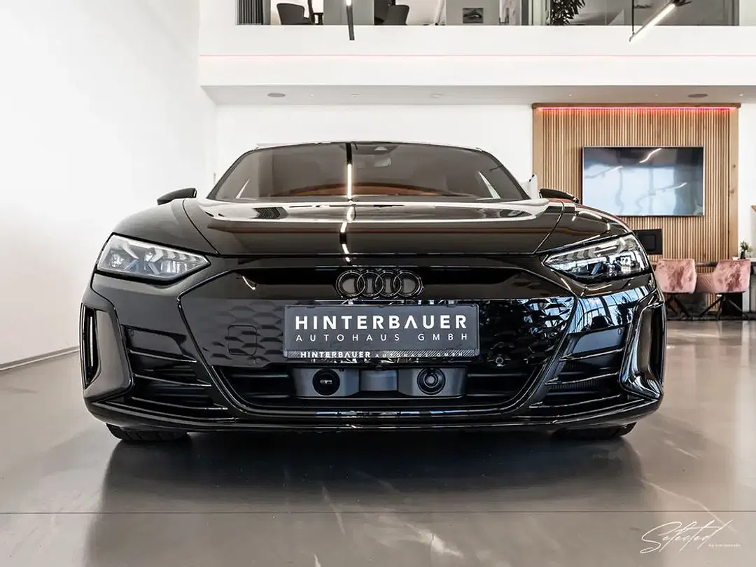 Audi e-tron GT quattro - Thumbnail 8