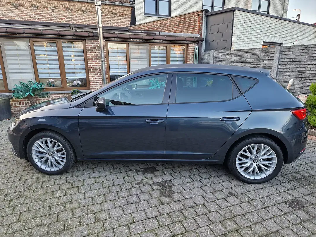 SEAT Leon 1.6 TDI - foto 2