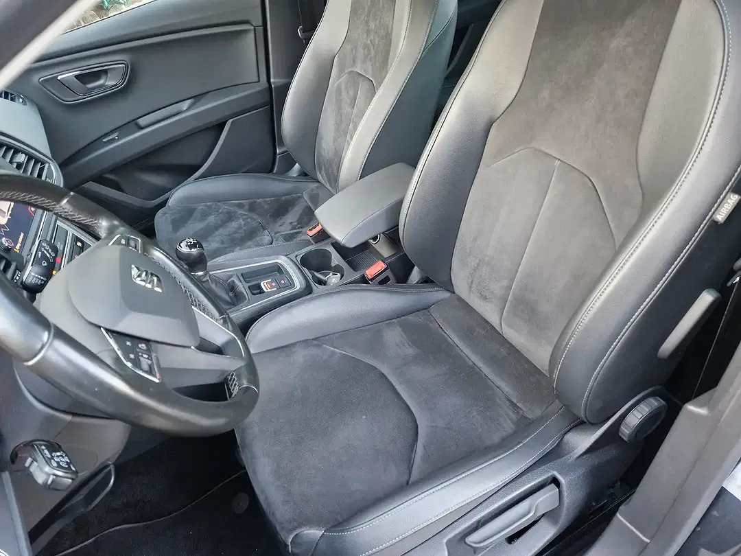 SEAT Leon 1.6 TDI - Thumbnail 9