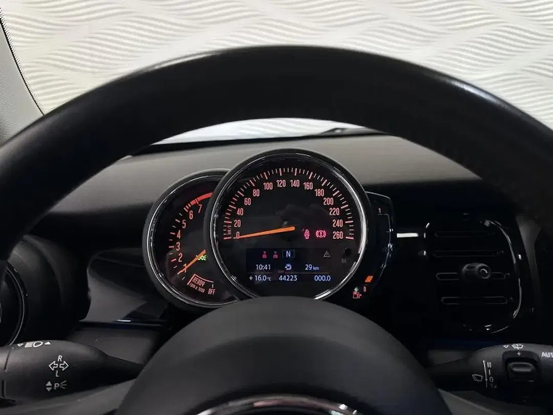 MINI One 1.5 Facelift - Thumbnail 14