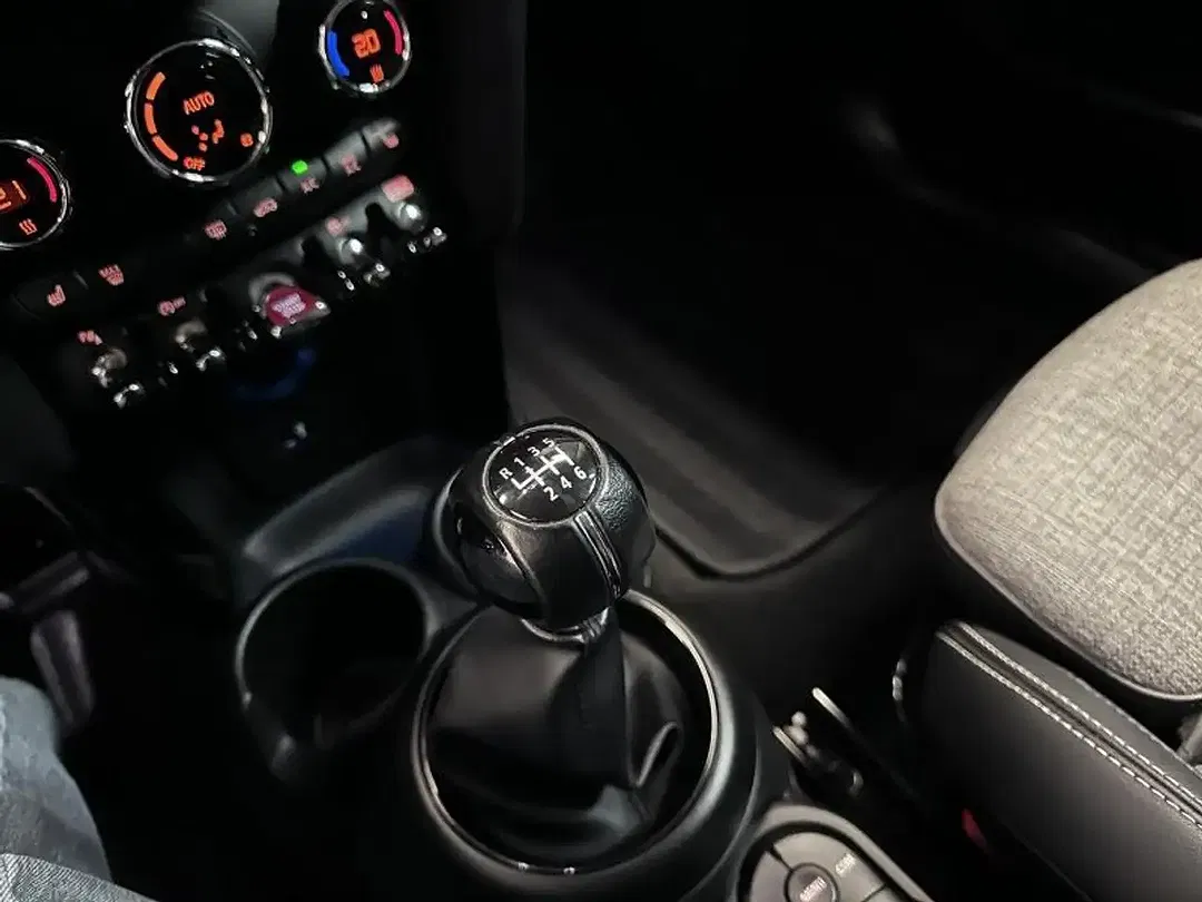 MINI One 1.5 Facelift - Thumbnail 15