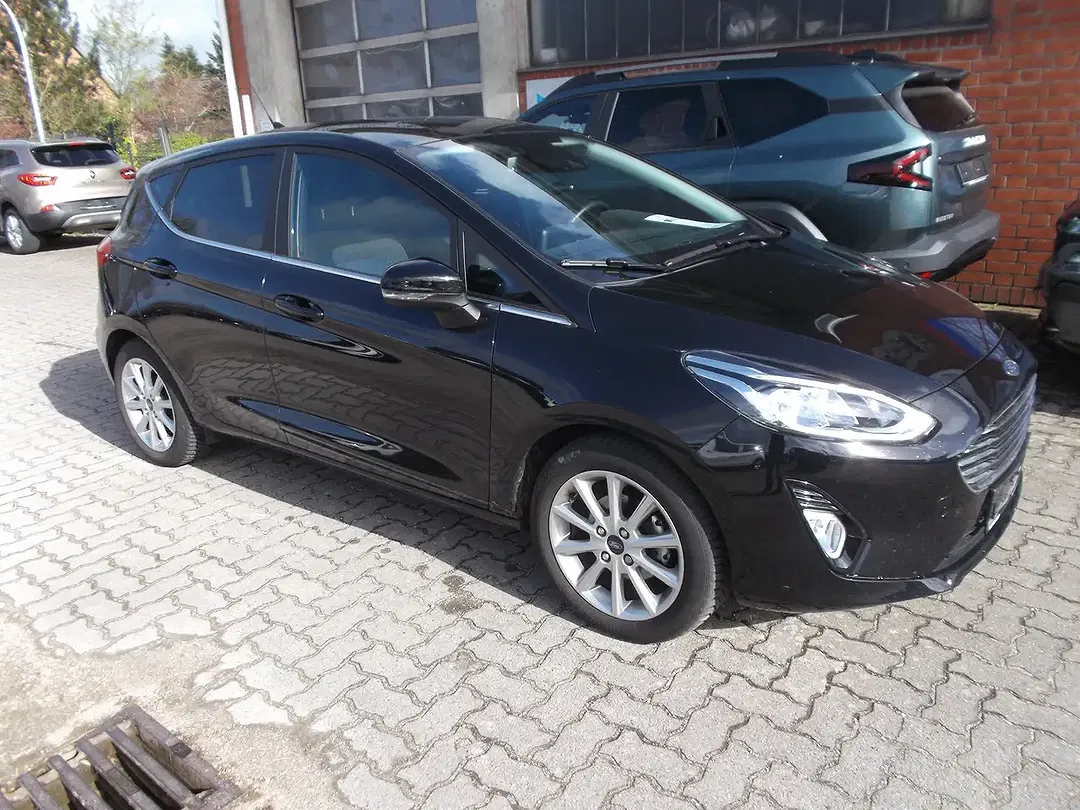 Ford Fiesta Titanium - Thumbnail 7