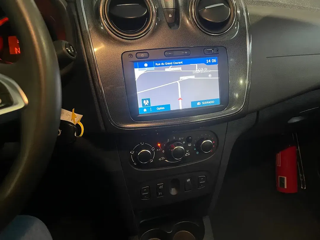 Dacia Logan - Thumbnail 11