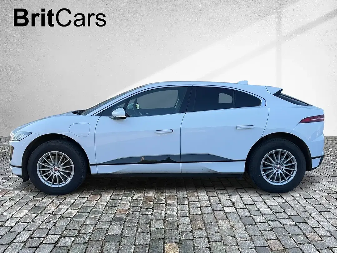 Jaguar I-Pace EV400 S - Thumbnail 3