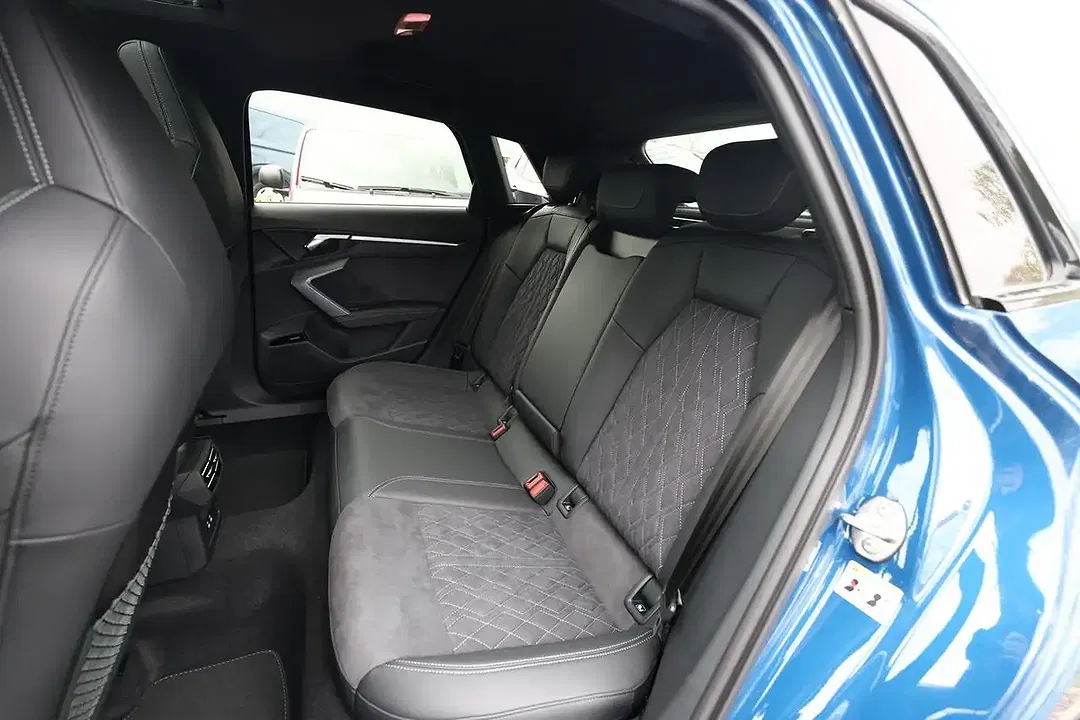 Audi S3 Matrix LED Sportback - Thumbnail 10