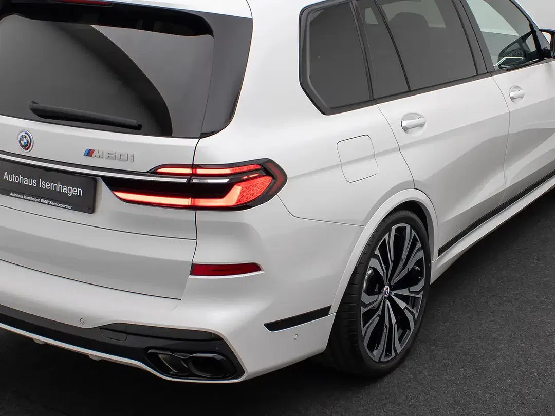 BMW X7 M Individual - Thumbnail 15