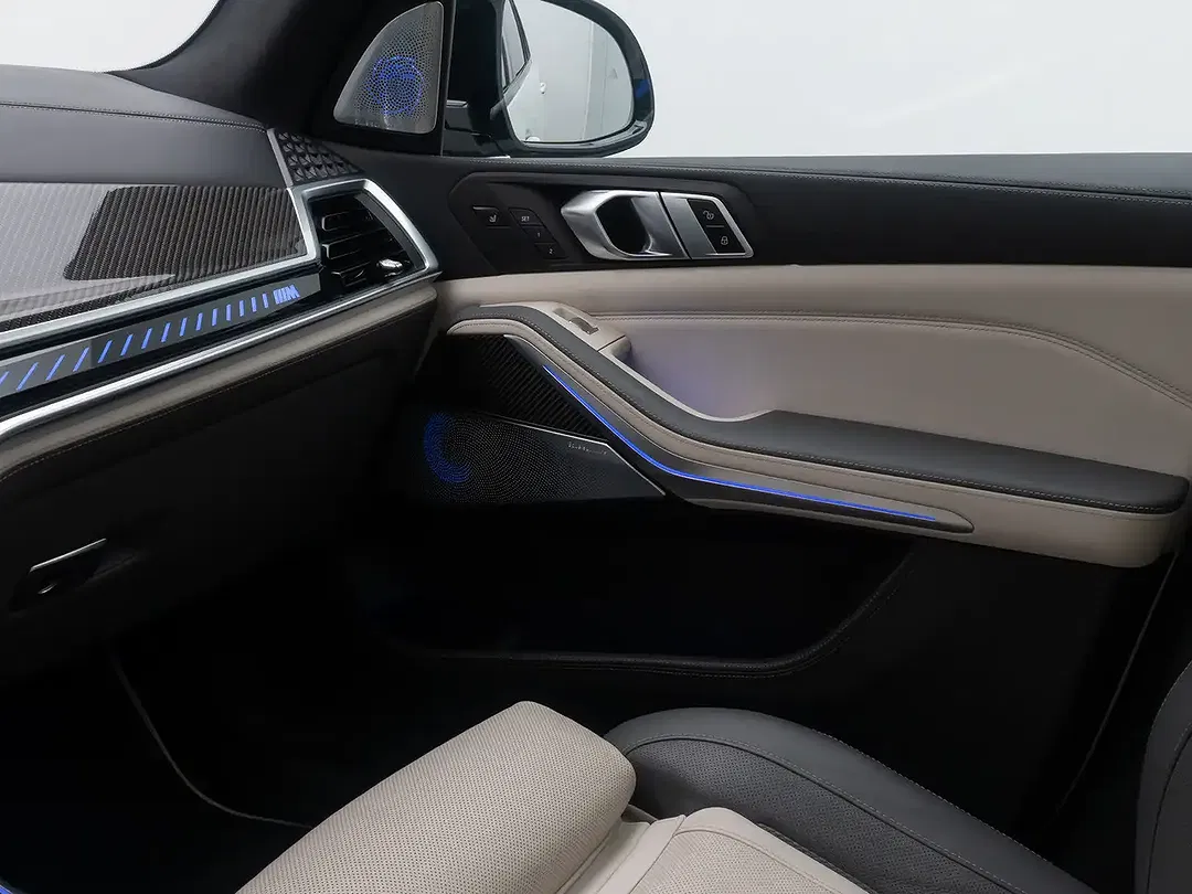 BMW X7 M Individual - Thumbnail 34