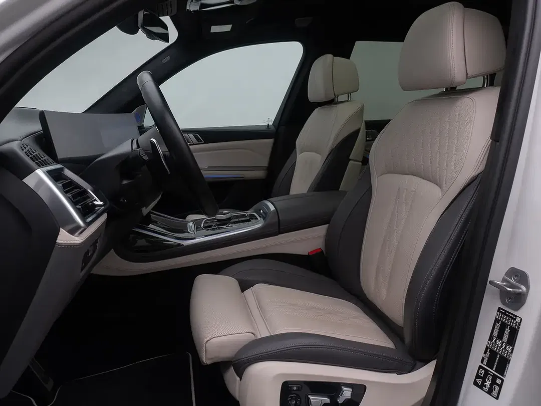 BMW X7 M Individual - Thumbnail 36