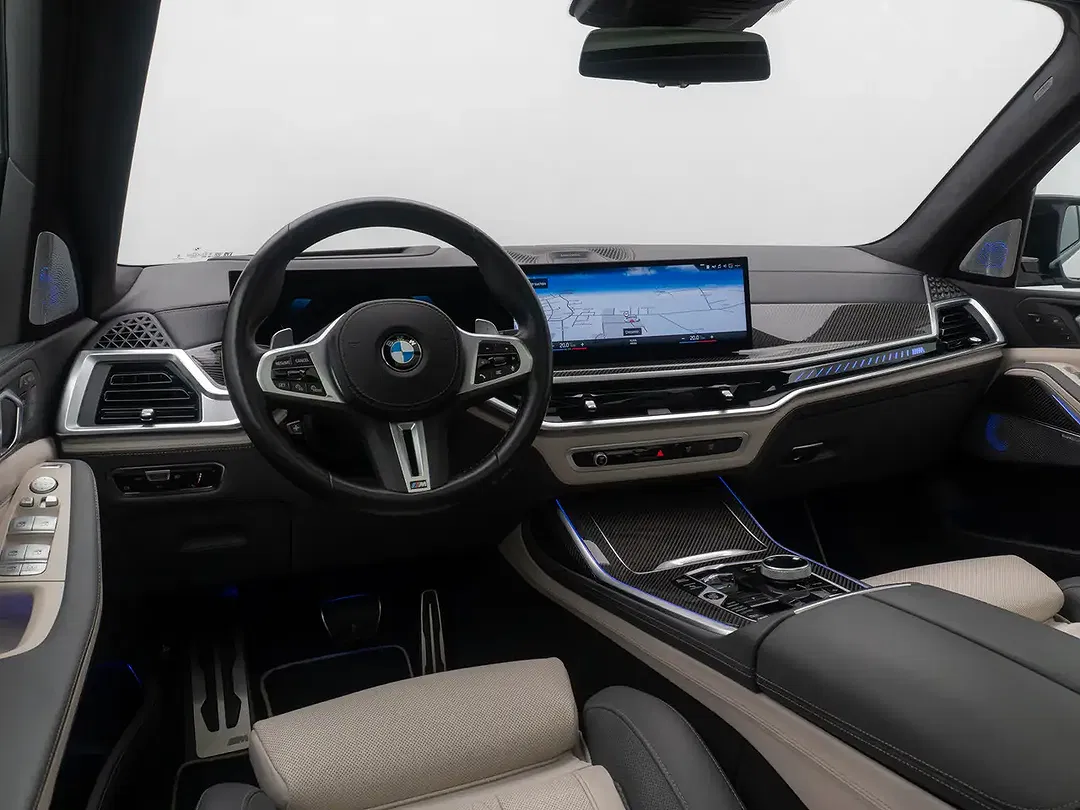 BMW X7 M Individual - Thumbnail 39