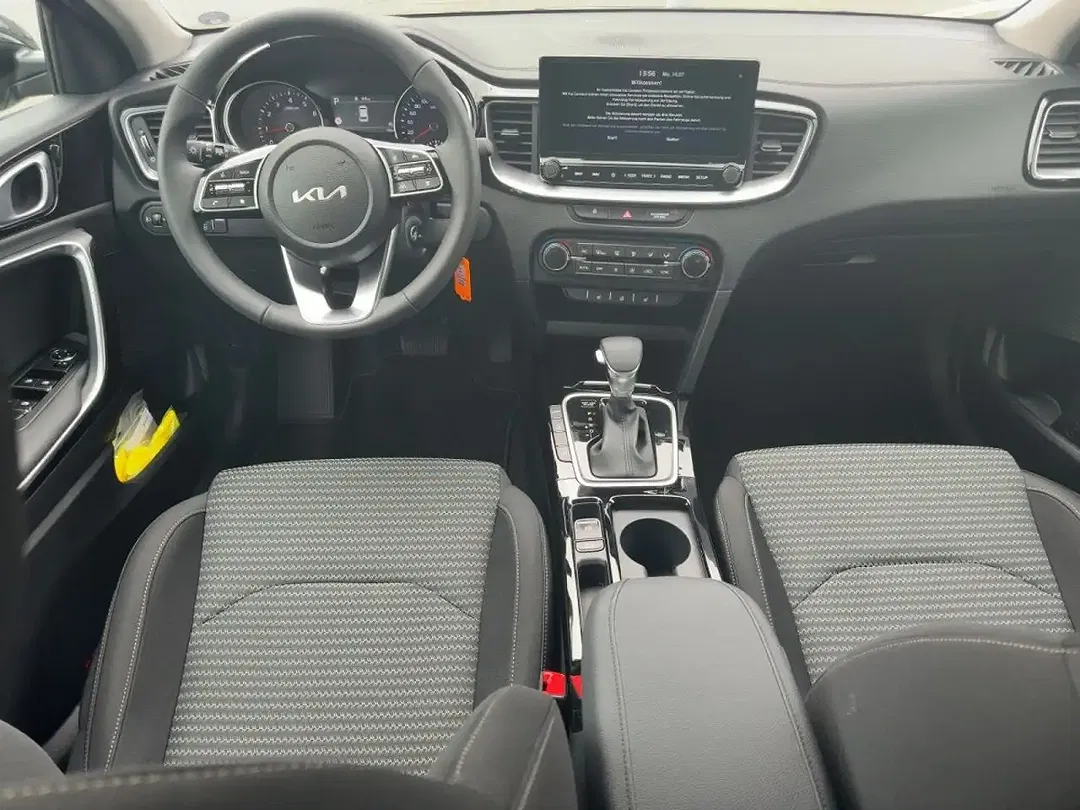 Kia Ceed / cee'd 1.5 T-GDI DCT Vision - Thumbnail 9