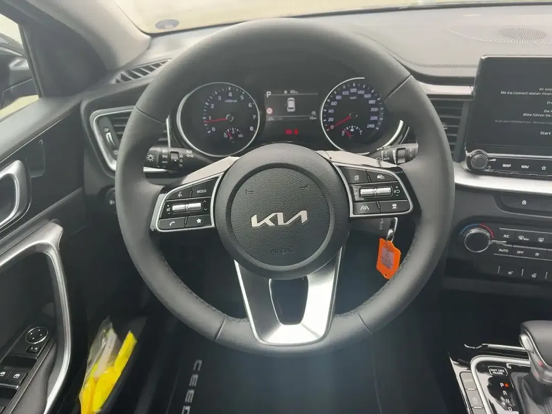 Kia Ceed / cee'd 1.5 T-GDI DCT Vision - Thumbnail 10