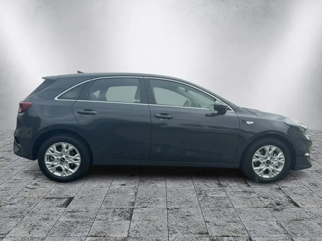 Kia Ceed / cee'd 1.5 T-GDI DCT Vision - Thumbnail 4
