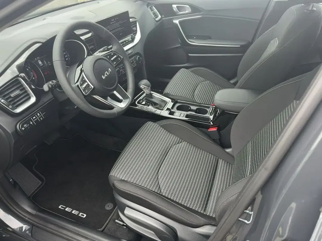Kia Ceed / cee'd 1.5 T-GDI DCT Vision - Thumbnail 7