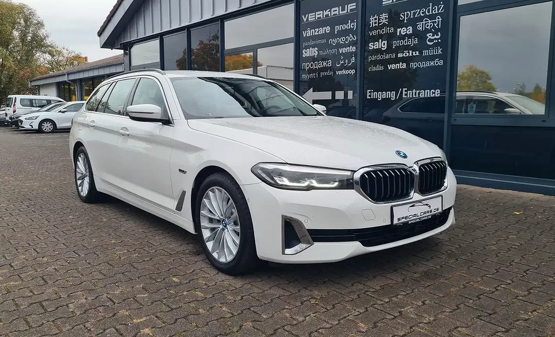 BMW 530 xDrive Luxury Line - Afbeelding 1